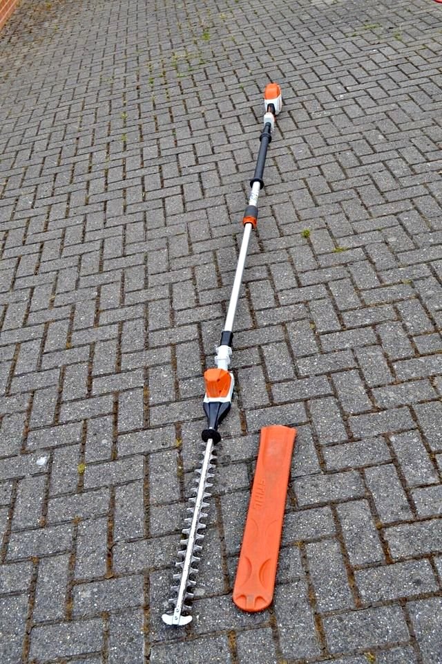 STIHL HS 82 T 30″ Petrol Hedge trimmer