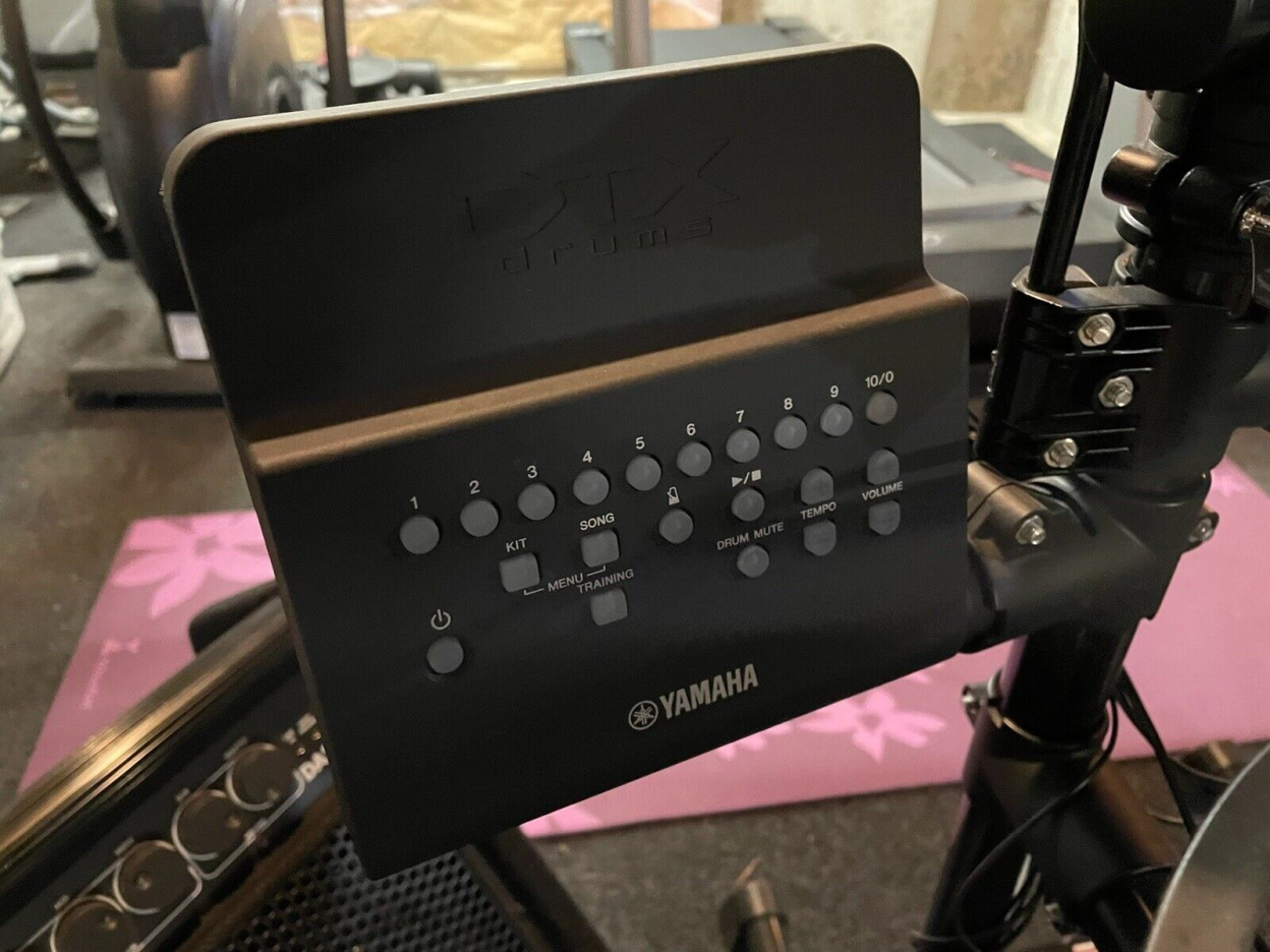 Yamaha Electronic Drum Set