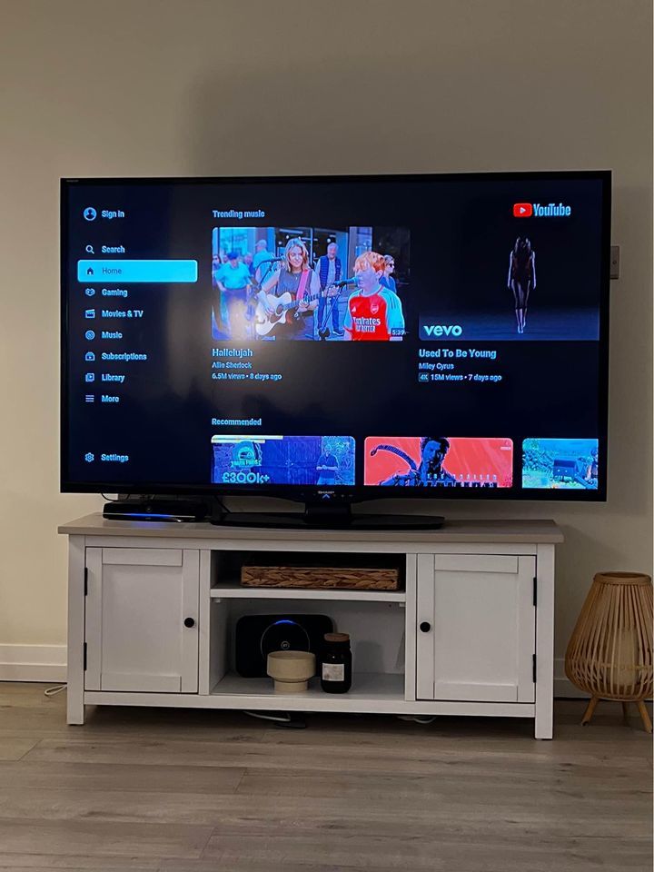SHARP TV 55 Inch