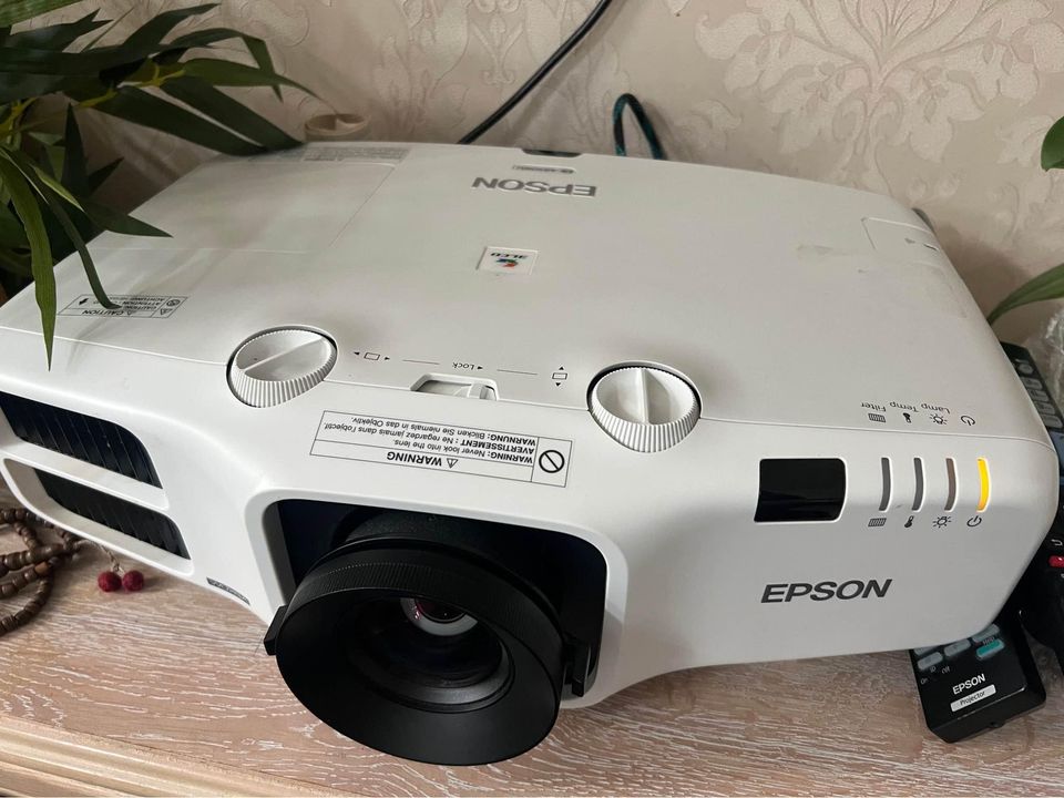 Epson EB-4850WU Home Cinema Projector FHD